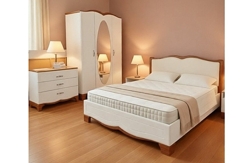 Тиффани Груша